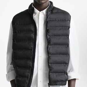 A zara brand puffer for men US M size black colour